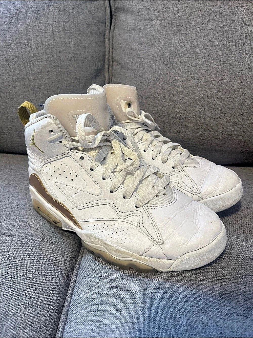 Nike Air Jordan 6 White & Gold Sneakers